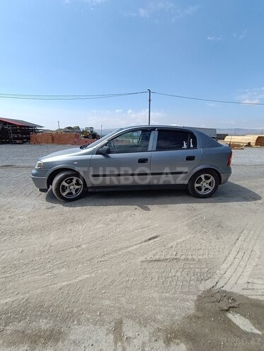 Opel Astra 2005, 366,210 km - 1.4 l - Şəki