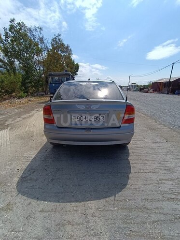 Opel Astra 2005, 366,210 km - 1.4 l - Şəki