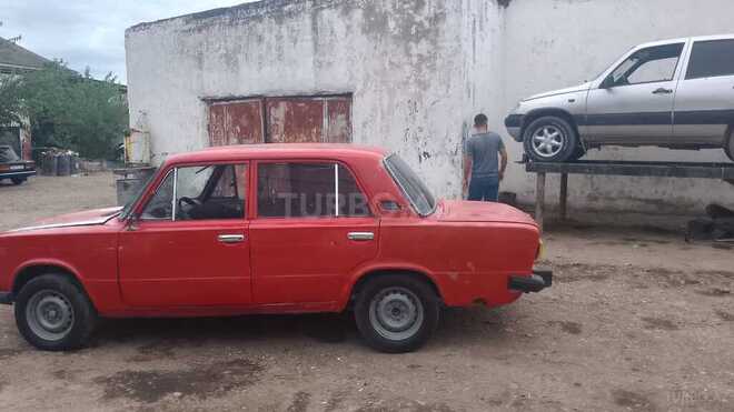 LADA (VAZ) 2106 1984, 300,000 km - 1.6 l - Sabirabad