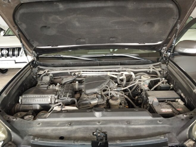 Toyota Land Cruiser Prado 2014, 146,000 km - 2.7 l - Bakı