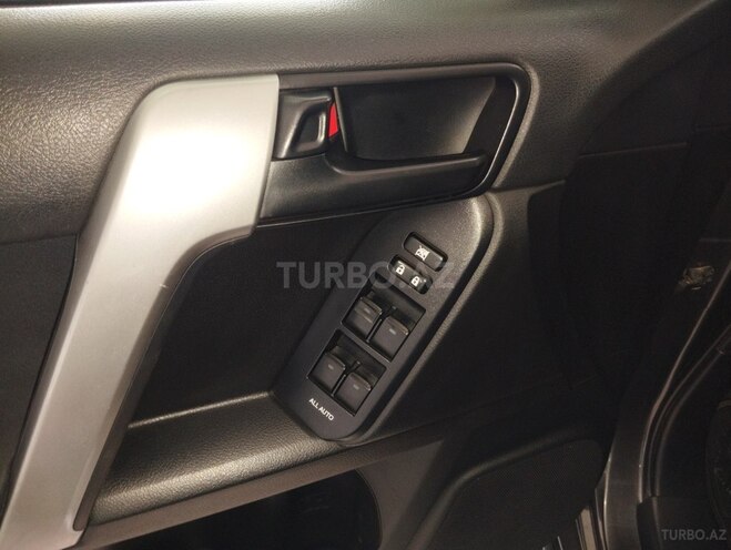 Toyota Land Cruiser Prado 2014, 146,000 km - 2.7 l - Bakı