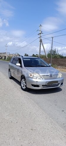 Toyota Corolla 2006, 328,000 km - 1.4 l - Neftçala