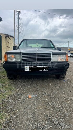 Mercedes 190 1991, 411,700 km - 2.0 l - Astara