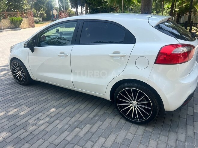 Kia Rio 2011, 210,000 km - 1.1 l - Masallı