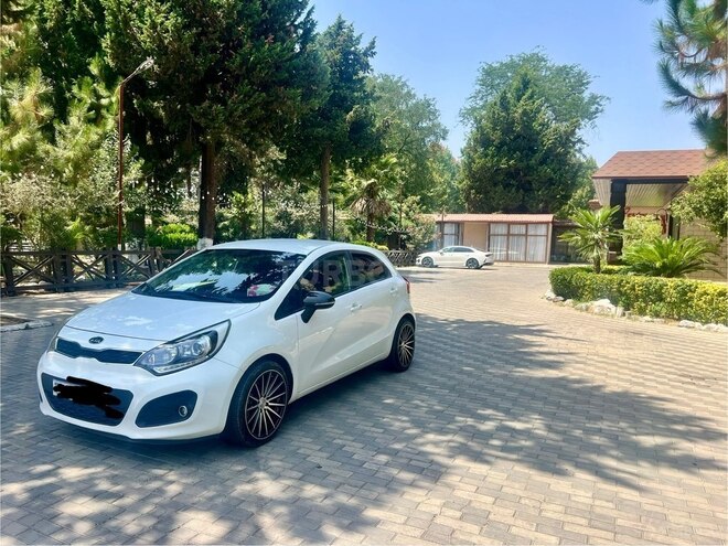 Kia Rio 2011, 210,000 km - 1.1 l - Masallı