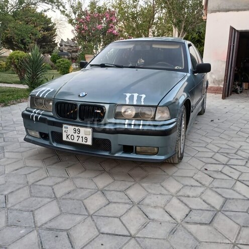 BMW 320 1994, 390,000 km - 2.0 л - Bakı