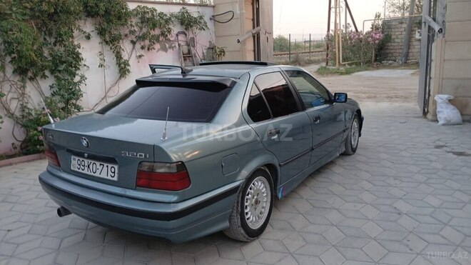 BMW 320 1994, 390,000 km - 2.0 л - Bakı