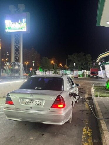 Mercedes C 220 2000, 500,000 km - 2.2 l - Bakı