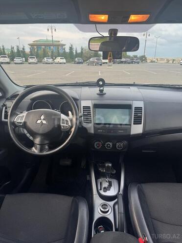 Mitsubishi Outlander 2011, 208,000 km - 2.4 l - Bakı