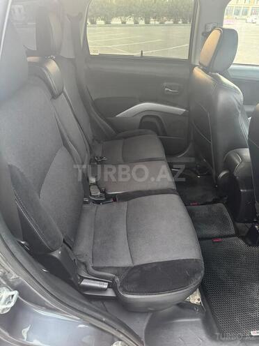 Mitsubishi Outlander 2011, 208,000 km - 2.4 l - Bakı