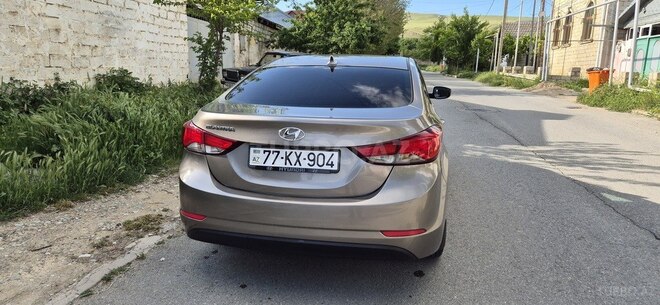 Hyundai Elantra 2014, 160,934 km - 1.8 l - Qobustan