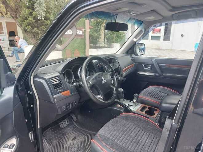 Mitsubishi Pajero 2007, 270,000 km - 3.0 l - Bakı