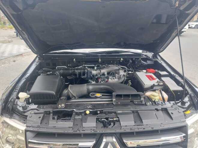 Mitsubishi Pajero 2007, 270,000 km - 3.0 l - Bakı