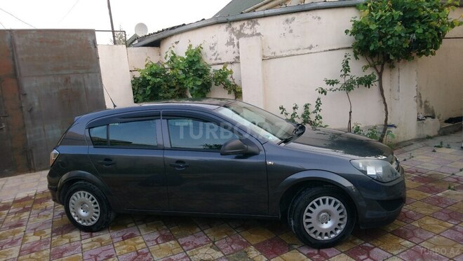 Opel Astra 2009, 180,405 km - 2.0 l - Bakı