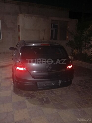 Opel Astra 2009, 180,405 km - 2.0 l - Bakı