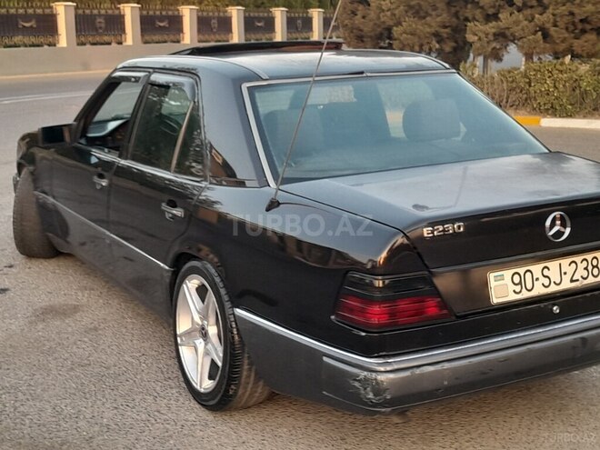 Mercedes E 200 1993, 476,381 km - 2.0 l - Bakı