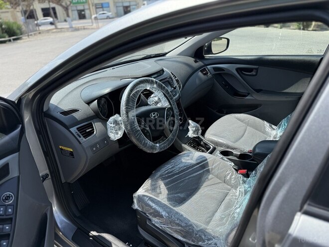 Hyundai Elantra 2015, 120,000 km - 1.8 l - Bakı