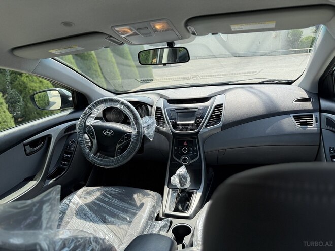 Hyundai Elantra 2015, 120,000 km - 1.8 l - Bakı