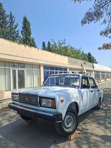 LADA (VAZ) 2107 2009, 124,000 km - 1.6 l - Yevlax