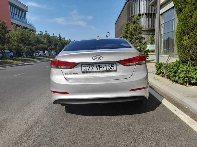 Hyundai Elantra 2016, 196,343 km - 2.0 л - Bakı