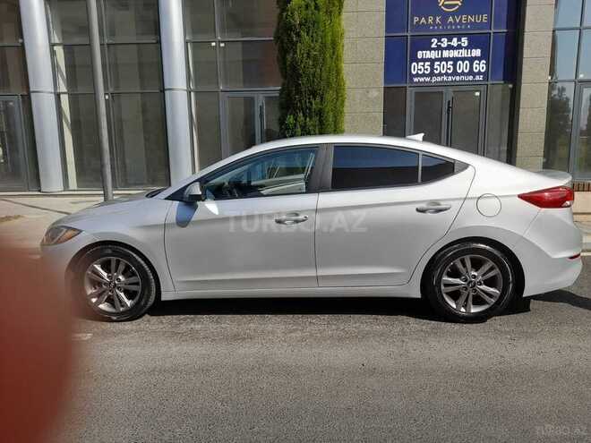 Hyundai Elantra 2016, 196,343 km - 2.0 л - Bakı