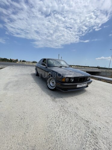 BMW 525 1991, 280,000 km - 2.5 l - Bakı