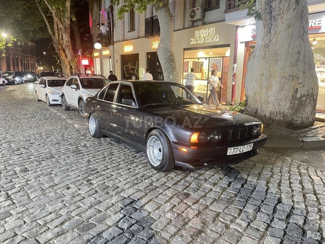 BMW 525 1991, 280,000 km - 2.5 l - Bakı