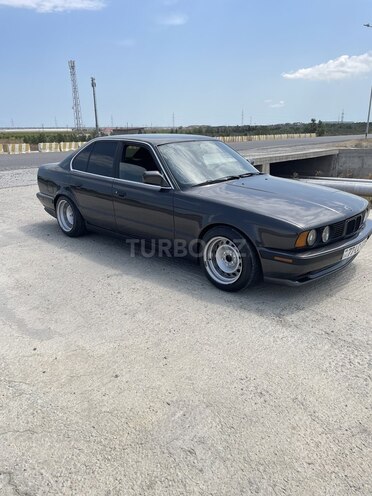 BMW 525 1991, 280,000 km - 2.5 l - Bakı