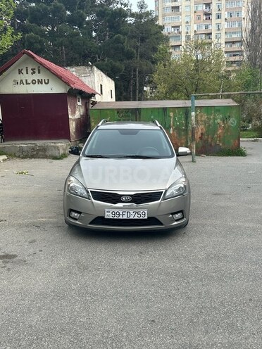 Kia  2011, 232,000 km - 1.6 l - Bakı