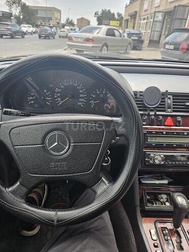 Mercedes C 200 1999, 313,931 km - 2.0 l - Bakı
