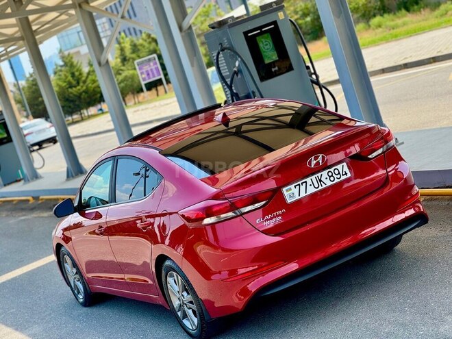 Hyundai Elantra 2018, 114,200 km - 2.0 l - Bakı