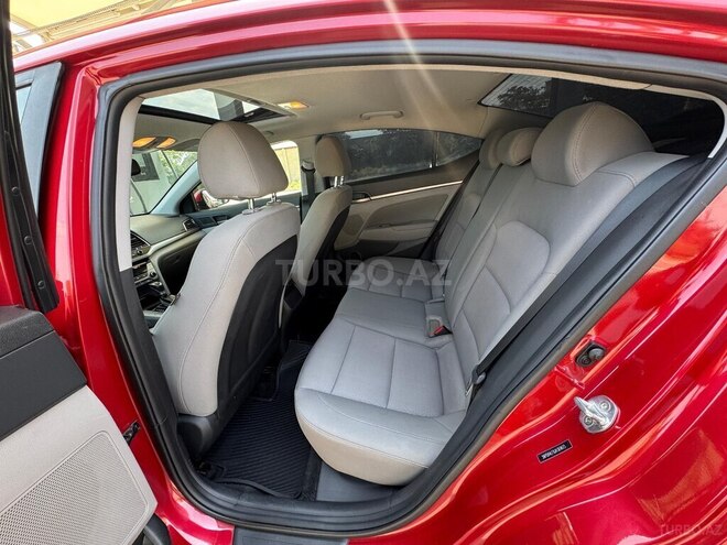 Hyundai Elantra 2018, 114,200 km - 2.0 l - Bakı