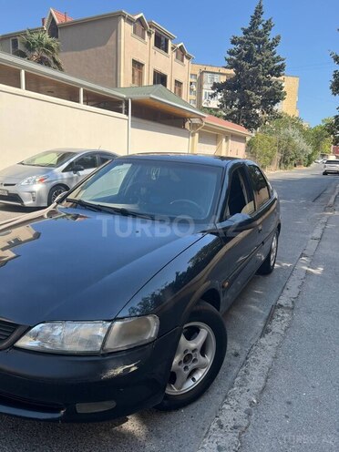 Opel Vectra 1996, 323,500 km - 2.0 l - Bakı