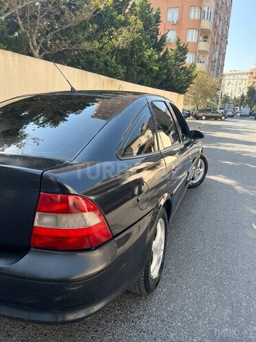 Opel Vectra 1996, 323,500 km - 2.0 l - Bakı