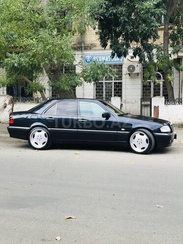 Mercedes C 240 2000, 349,000 km - 2.6 l - Bakı