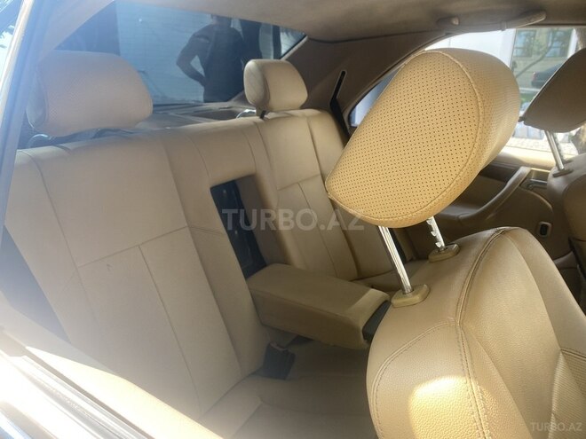 Mercedes C 240 2000, 349,000 km - 2.6 l - Bakı