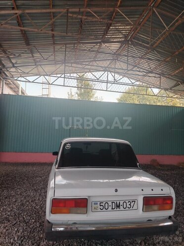 LADA (VAZ) 2107 2003, 21,000 km - 1.6 l - Ucar