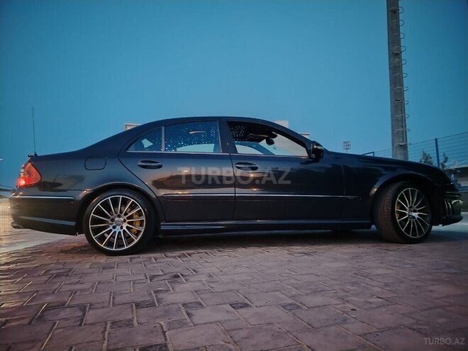 Mercedes E 260 2002, 326,000 km - 2.6 l - Bakı