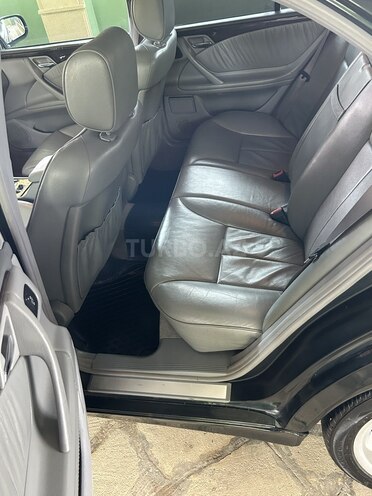 Mercedes E 240 2001, 391,413 km - 2.4 l - Bakı