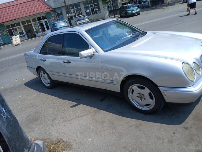 Mercedes E 200 1996, 367,447 km - 2.0 л - Göyçay