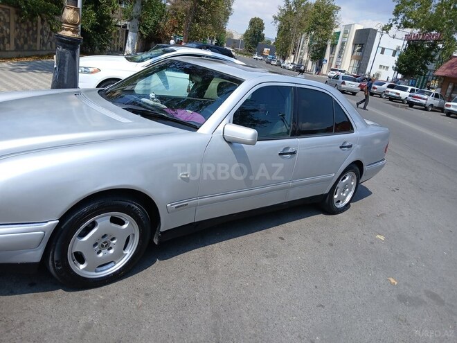 Mercedes E 200 1996, 367,447 km - 2.0 л - Göyçay