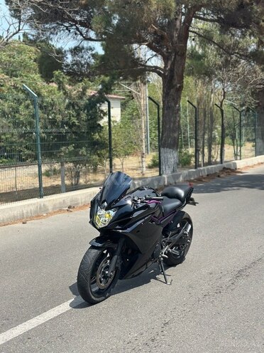 Yamaha FZ6N-1