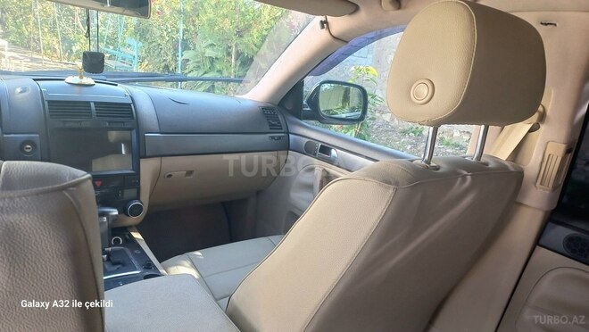 Volkswagen Touareg 2004, 360,000 km - 2.5 l - Naxçıvan