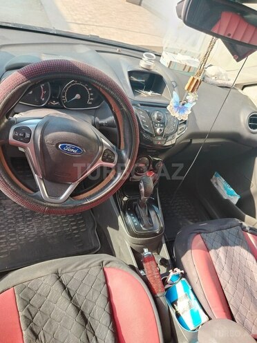 Ford Fiesta 2013, 96,000 km - 1.6 l - Bakı