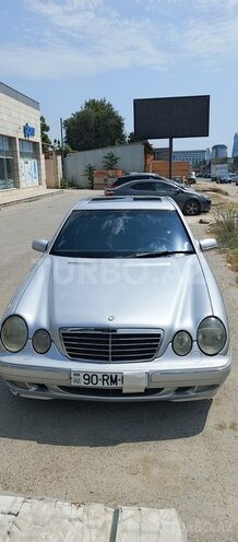 Mercedes E 320 2000, 316,000 km - 3.2 l - Bakı