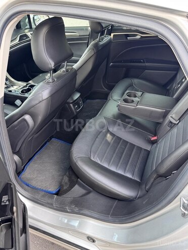 Ford Fusion (North America) 2016, 152,000 km - 1.5 l - Qax