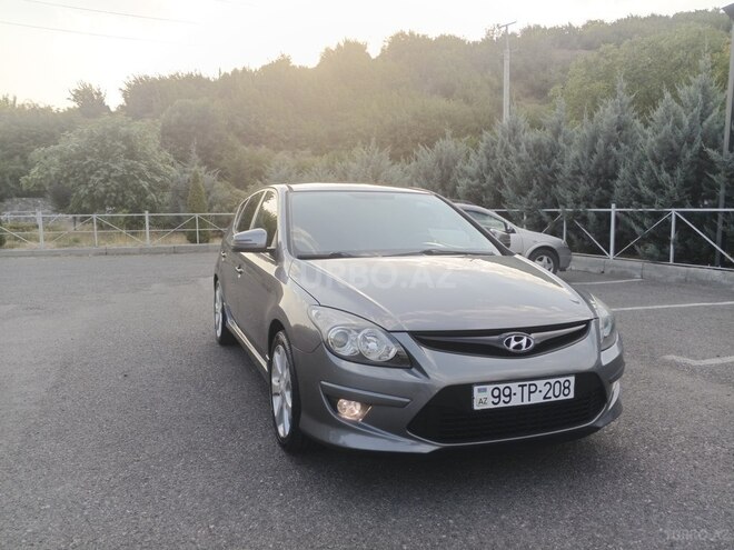 Hyundai i30 2011, 259,120 km - 1.4 l - Şəki