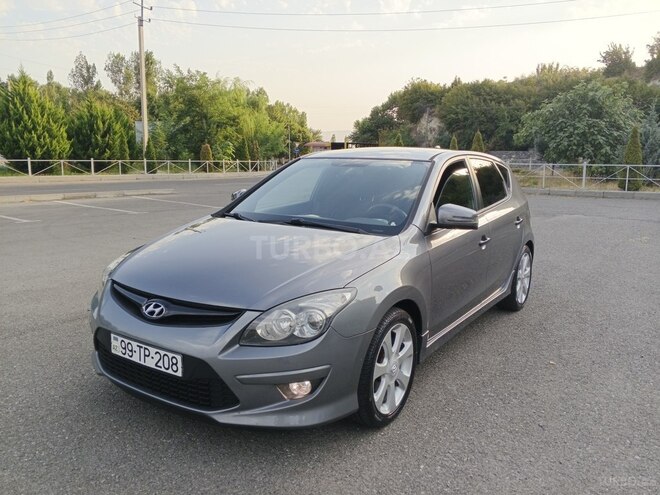 Hyundai i30 2011, 259,120 km - 1.4 l - Şəki