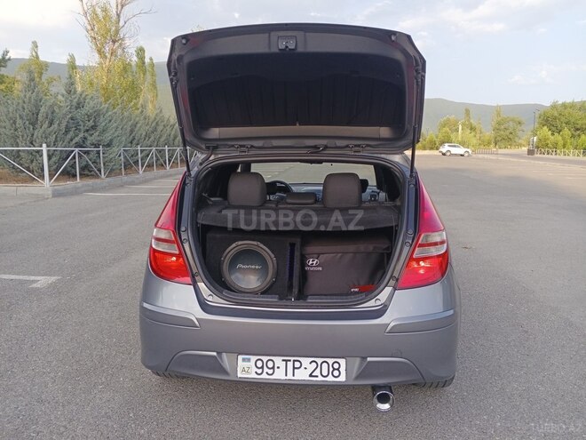 Hyundai i30 2011, 259,120 km - 1.4 l - Şəki