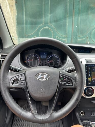Hyundai i20 2012, 177,000 km - 1.4 l - Sumqayıt